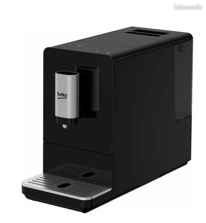 🤩 machine à café expresso automatique Beko CEG 3190 B en parfait état avec sa boîte et sa notice