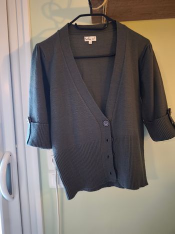 Gilet court en maille 36/38 manches ¾ VIA28