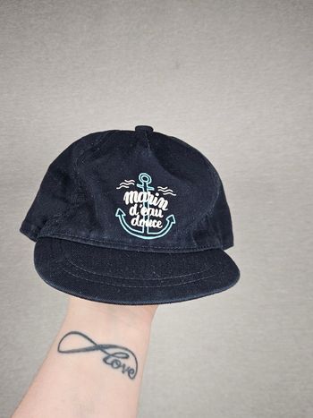 Casquette marine Kiabi 6 mois 