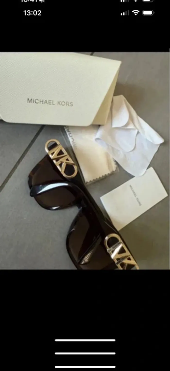 Michael kors lunette de soleil authentique dans la boite taille S - photo numéro 3