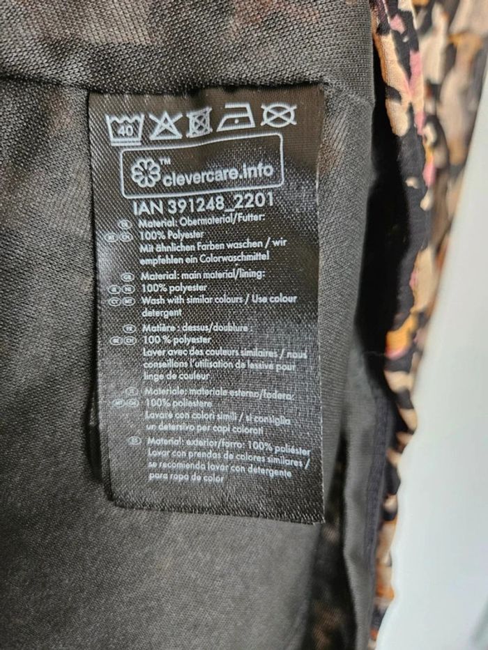 Robe Esmara taille 42 - photo numéro 3