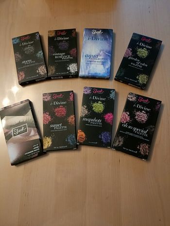 LOT DE 7 PALETTES SLEEK NEUVES