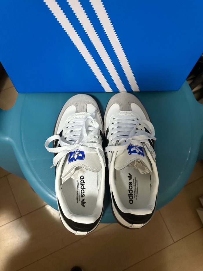 Baskets Adidas Samba 38 - photo numéro 2