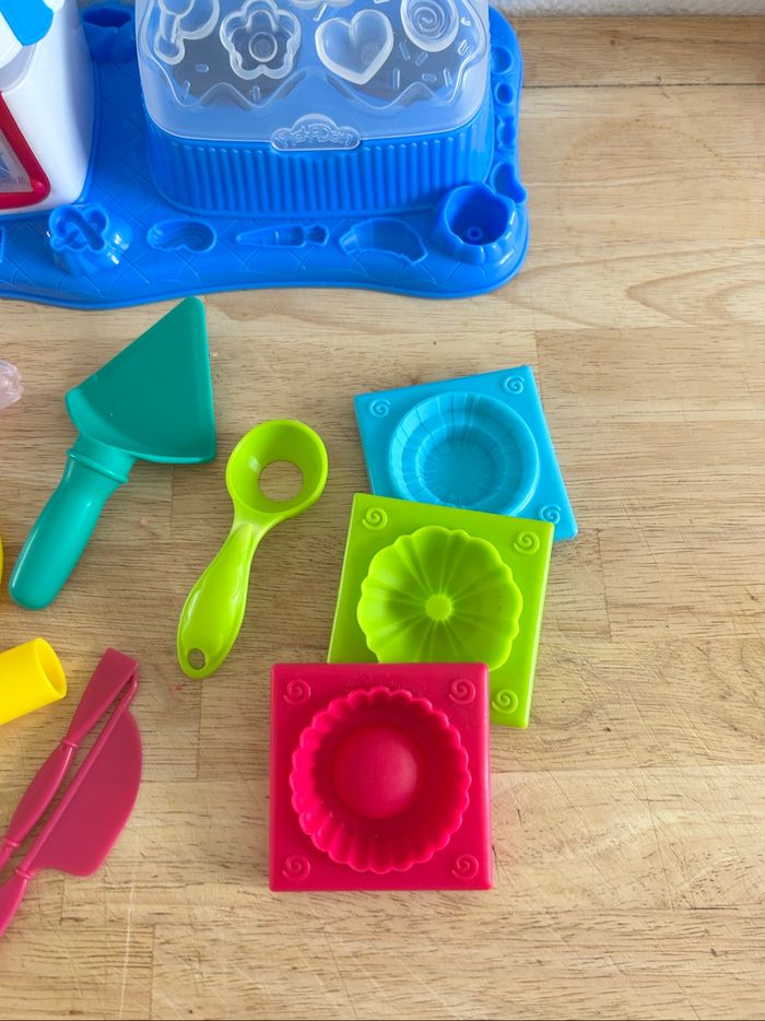 Play doh ma cuisine de pâtissier - photo numéro 4