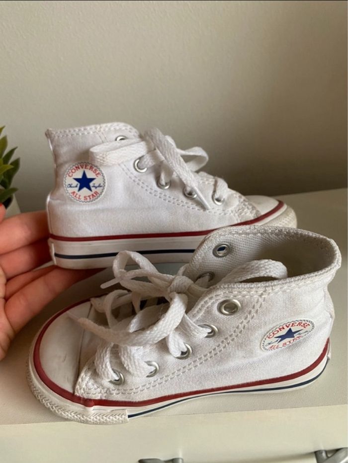 Converses blanche 22 - photo numéro 2