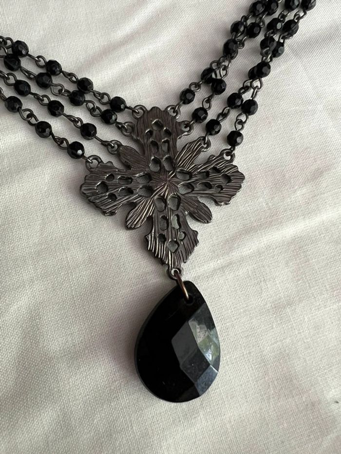 Collier multi chaines croix perles noires Baroque Victorian Goth - photo numéro 4