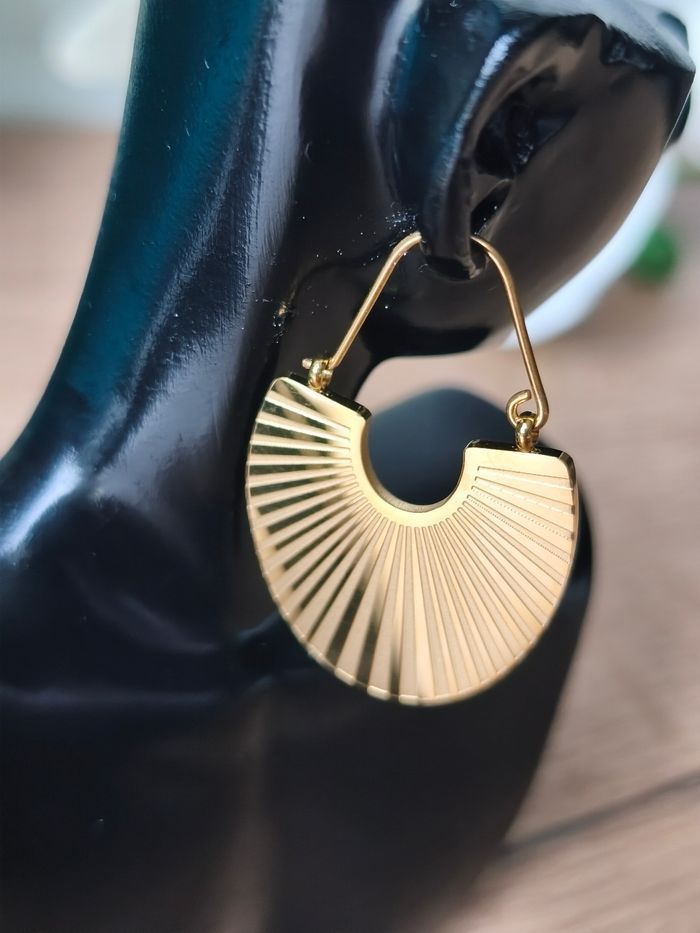 Boucles d'oreilles bohème/earrings dorées/ gold acier inoxydable - photo numéro 2