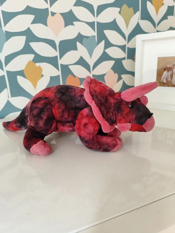 Peluche dinosaure