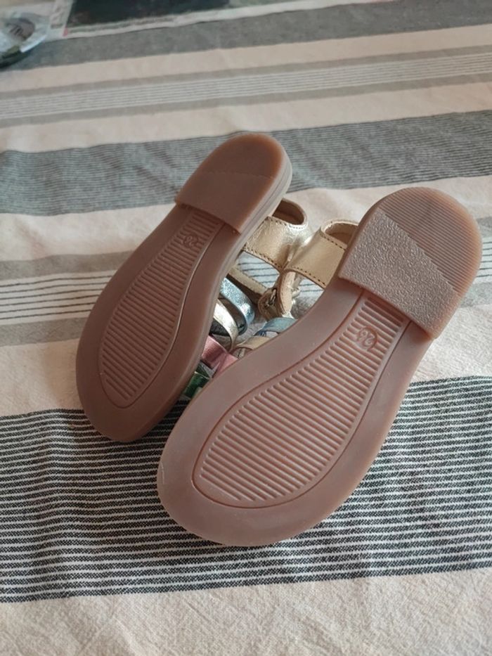 Chaussures taille 26 - photo numéro 3