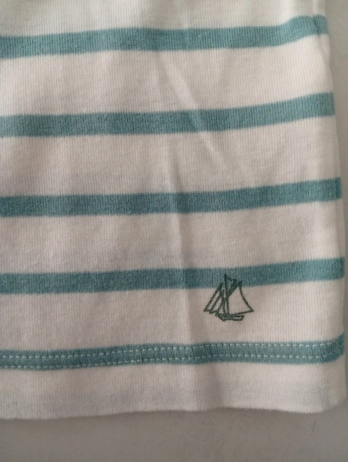Tee-shirt à rayures Petit Bateau taille 5 ans - photo numéro 5