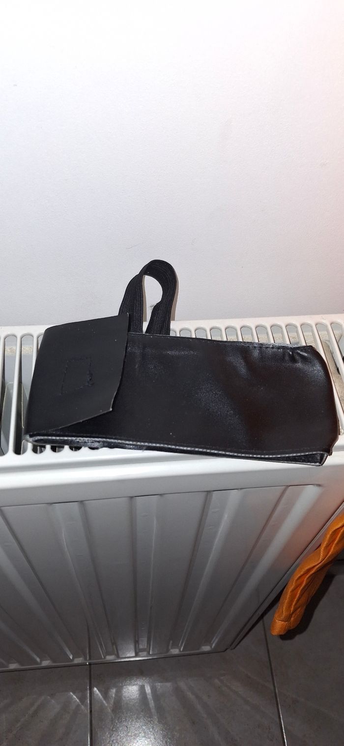 Déguisement Cosplay Naruto Uzumaki avec Cape Hokage Complet
- photo numéro 7