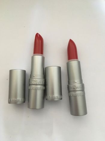 Lot 2 rouges à lèvres T.Leclerc neufs