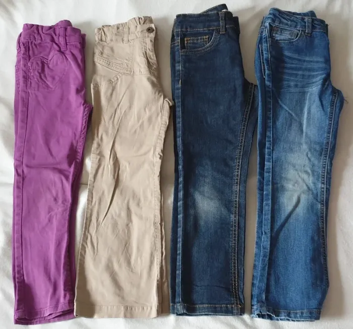 Lot 4 pantalons 5 ans