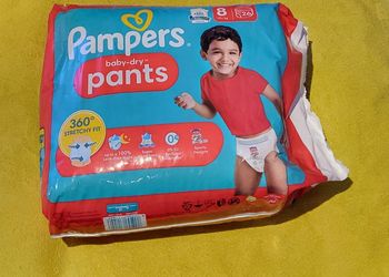 Couches cullottes Pants Taille 8 Pampers