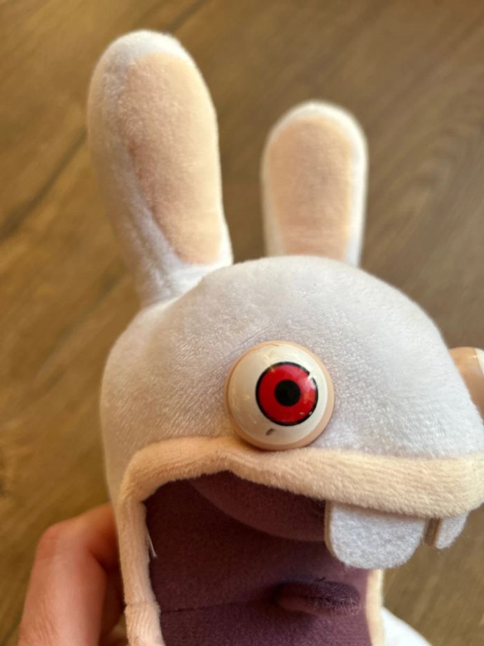 peluche sonore lapin crétin - photo numéro 3