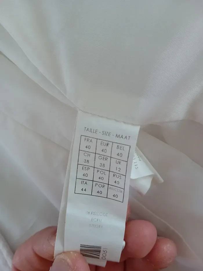Veste Blanche de chez Mim Neuve taille 40/L Cintré à la taille - photo numéro 5
