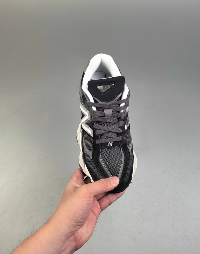 New Balance 9060 Noir et Gris 38 - photo numéro 3