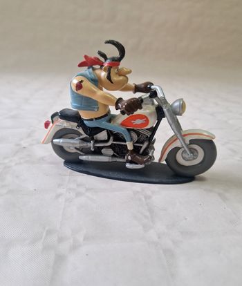 Figurine Joe bar team , Hercule Butter , Harley Davidson 1340