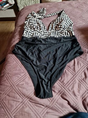 Maillot de bain 1 pièce neuf