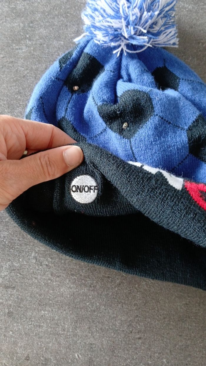 Bonnet - photo numéro 2