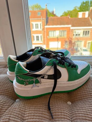 Jordan Elevate lucky green