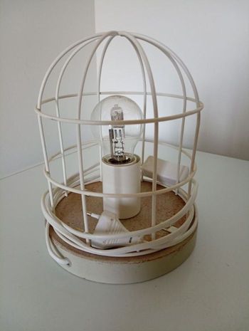 Lampe de chevet blanche