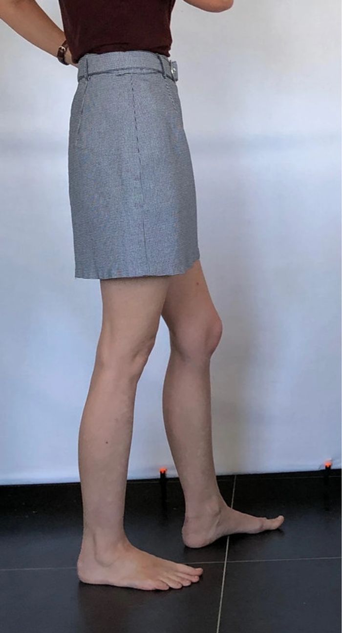 Jupe grise motif pied de poule avec ceinture Divided comme neuve 36 - photo numéro 8