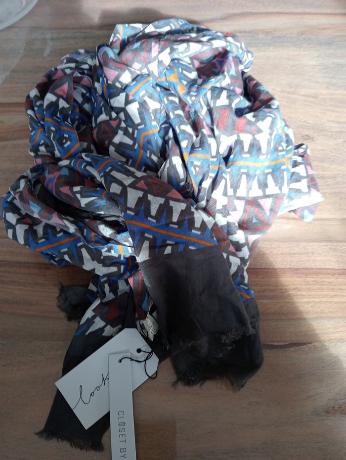 Foulard closet - photo numéro 3