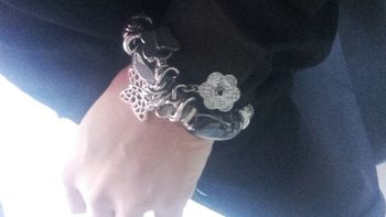 Bracelet fantaisie neuf