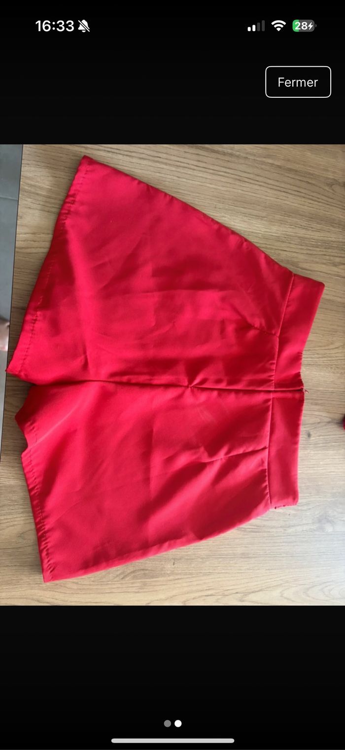 Short rouge - photo numéro 2