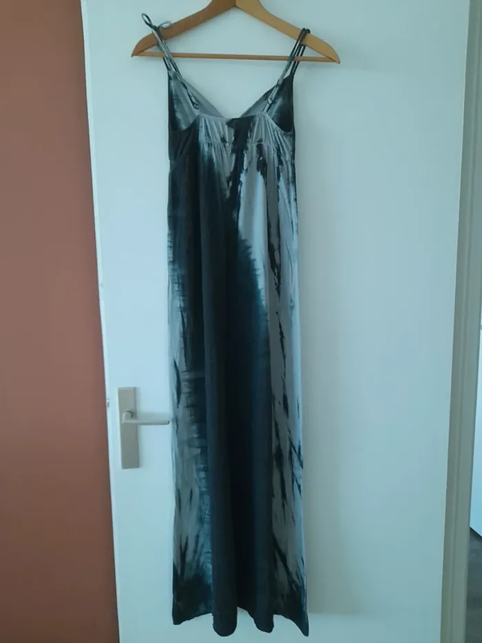 Robe longue fines bretelles - photo numéro 4