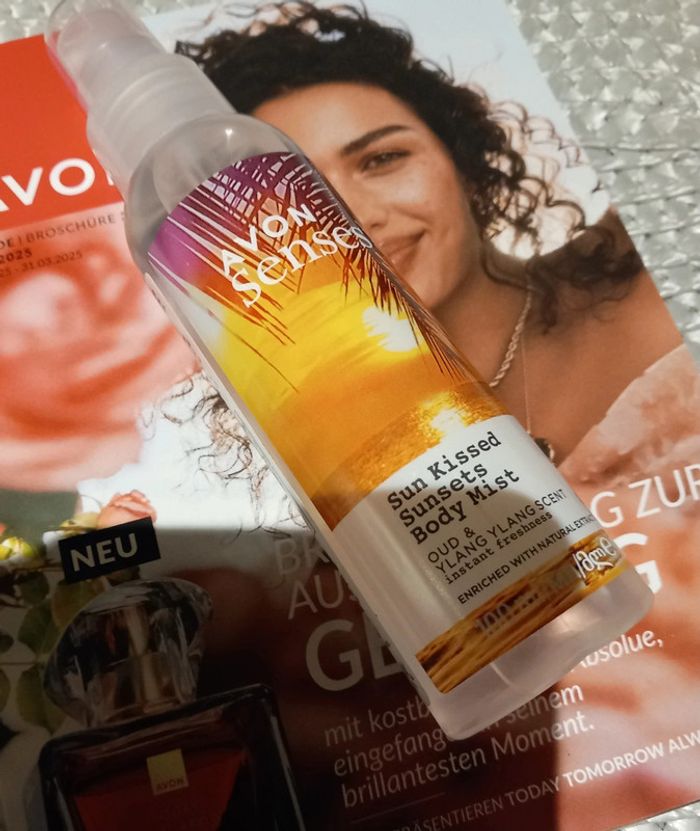 🥰 Brume parfumée ylang-ylang 100ml Avon - photo numéro 2