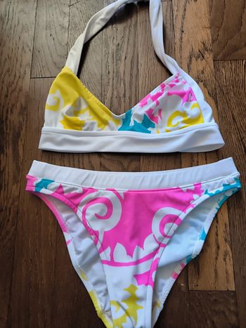 Maíllot de bain risk taille 38 et 90c