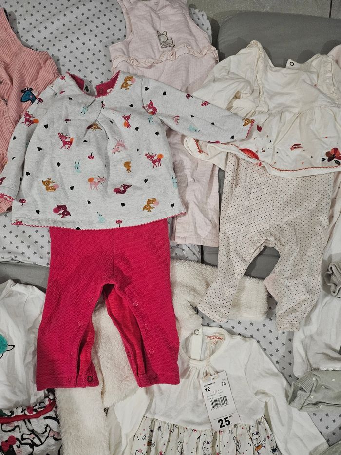 Lots vêtements 12 mois. - photo numéro 3
