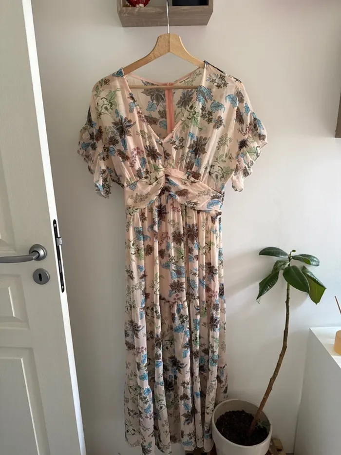 Robe longue fleurie - photo numéro 2