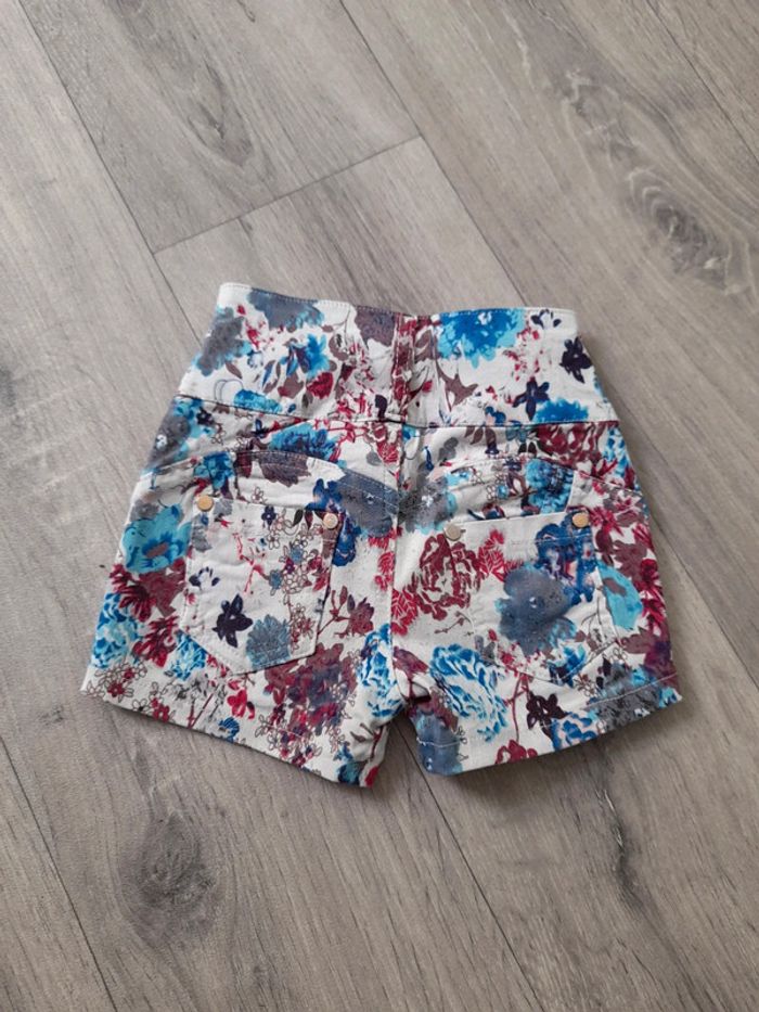 Short 6 ans - photo numéro 2