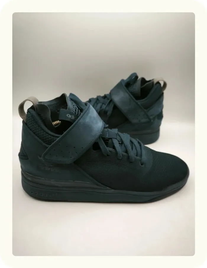 Baskets montantes homme Adidas Veritas-X Collegiate Taille 43,5