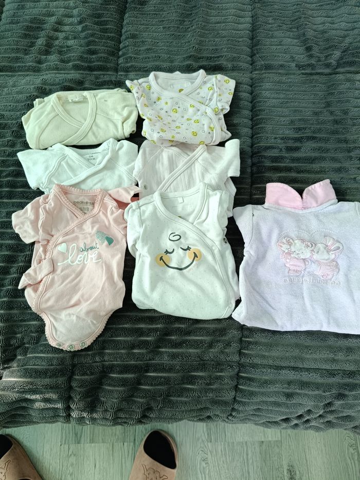 Lot naissance/ 1 mois fille - photo numéro 4