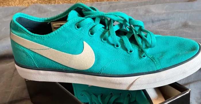Basket Nike en toile bleu turquoise