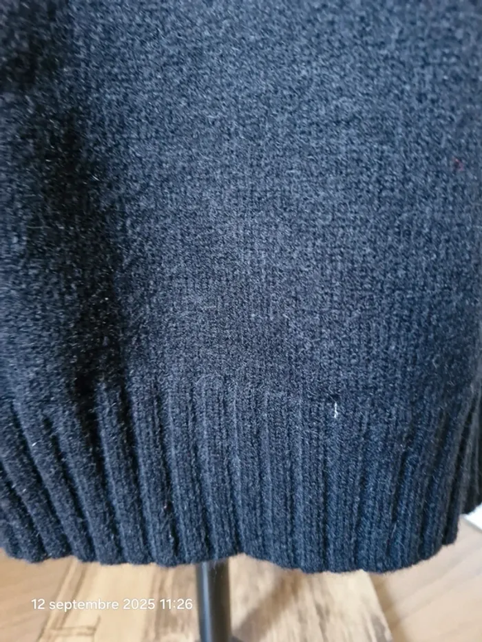 Robe pull oversize noire – col montant, boutons dorés, bas & poignets côtelés – T 42/46 - photo numéro 6