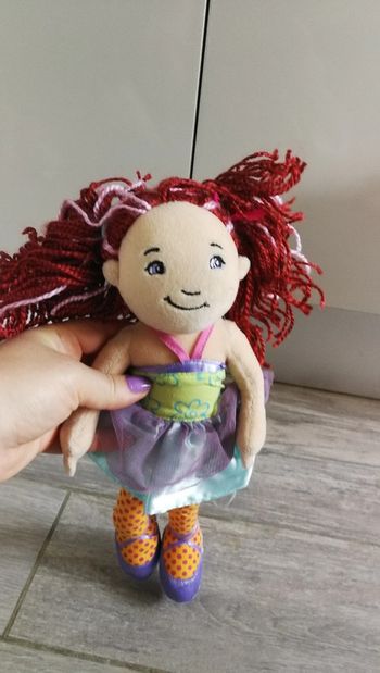 Poupée Anya Groovy Girls