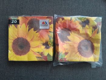 Lot de 34 serviettes en papier tournesols