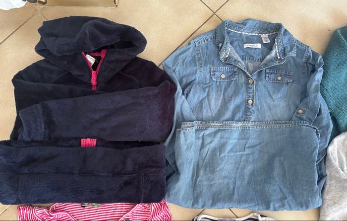 Lot vêtements fille 7 8 ans - photo numéro 9