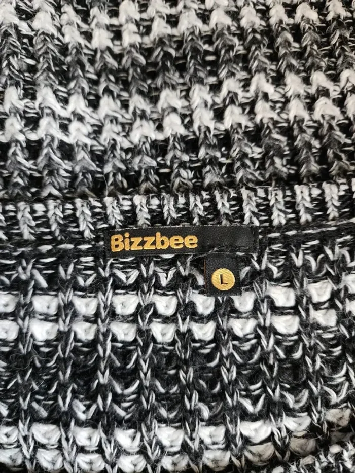🌸Pull-over Bizzbee Taille 40🌸 - photo numéro 5