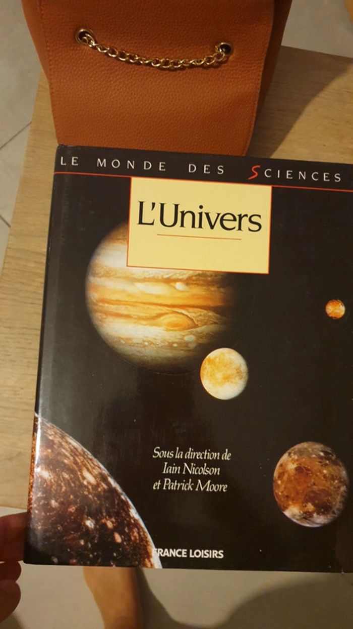 Collection livres le monde des sciences