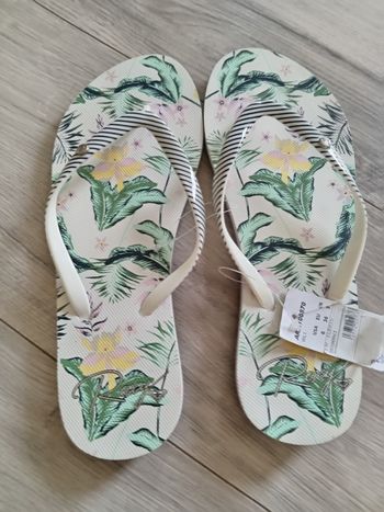 Tongs Roxy taille 36
