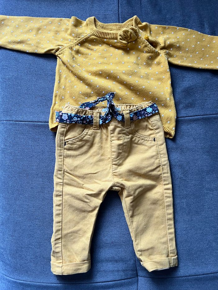 Ensemble jean + pull 3 mois