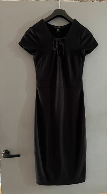 Robe noir amisu en 36