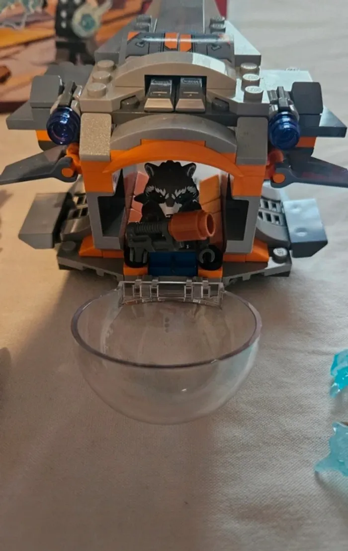 LEGO Marvel Super Heroes 76102- A la recherche du marteau de Thor ( complet avec figurines) - photo numéro 7
