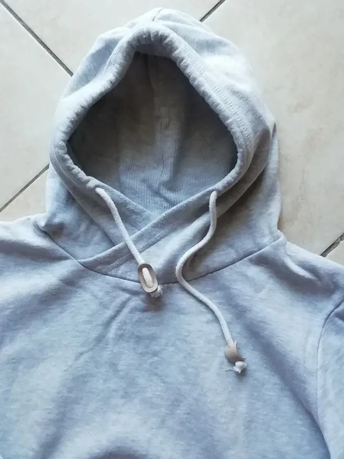 Sweat à capuche mixte FSBN Taille L. - photo numéro 2